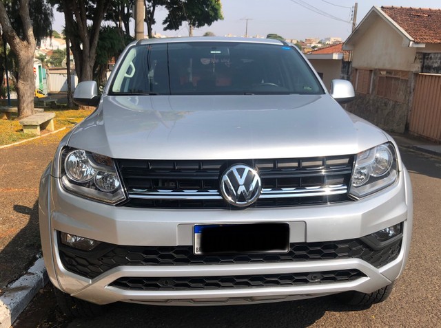 AMAROK COMFORLINE 4X4 2.0 DIESEL AUTOMATICA