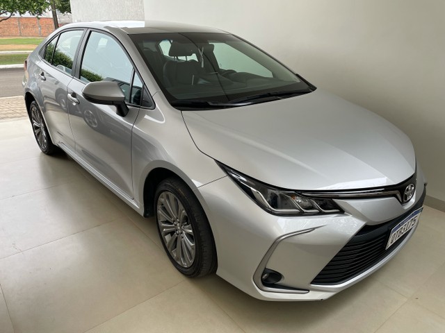 VENDO COROLLA XEI 19/20 COM 25 MIL RODADO