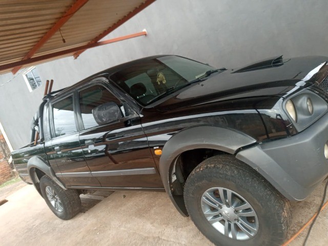 L200
