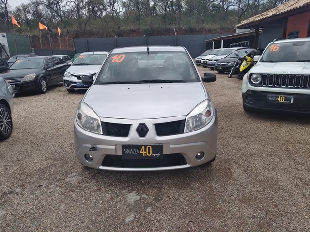 RENAULT SANDERO 2010/2010 1.0 AUTHENTIQUE 16V FLEX 4P MANUAL