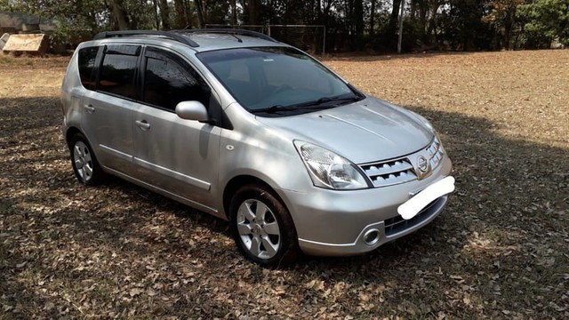 NISSAN LIVINA 1.8 16V FLEX 4P AUT