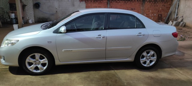2010 TOYOTA COROLLA XEI AUTOMÁTICO