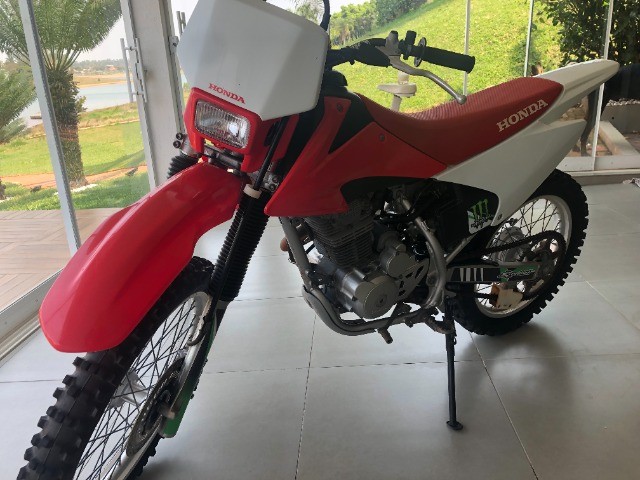 MOTO CRF 230F