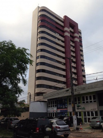 Apartamento  com 4 Suites, 4 Salas, 3 Vagas em Petrópolis - Natal - RN - Foto 2
