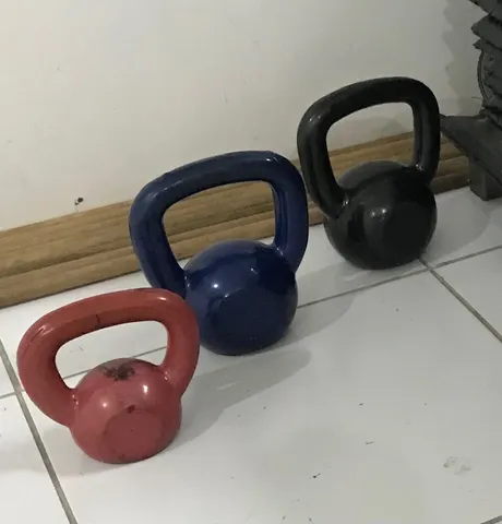 Kettlebell Emborrachado c/ Alça Pintada Colorido Peso:14KG