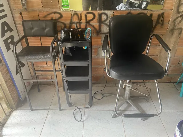 Cadeira barbearia infantil  +34 anúncios na OLX Brasil