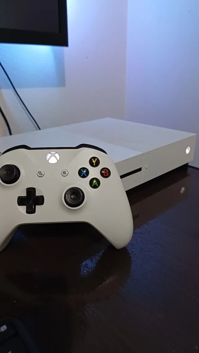 Xbox one s com fortnite  +236 anúncios na OLX Brasil