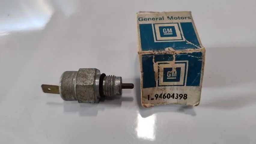 Interruptor Sensor Cilindro Mestre Do Freio Varga Opala 77/ - Foto 3