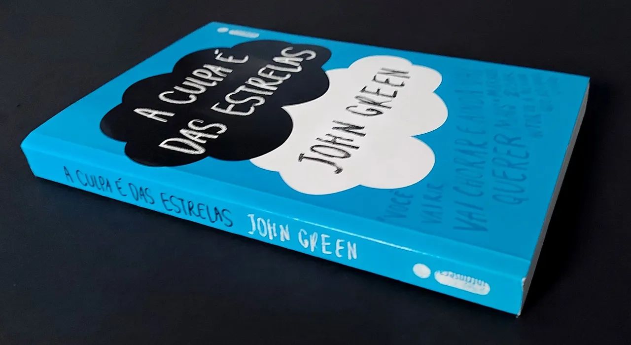 Livro a culpa é das estrelas - John Green