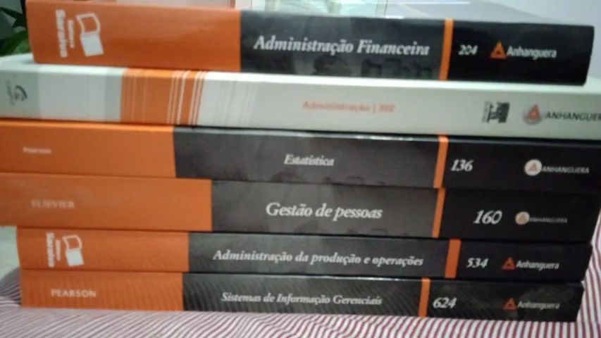 Livros relacionados ao curso de administração 