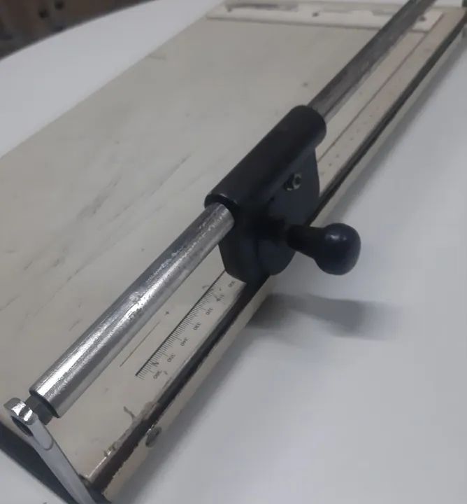 Guilhotina de papel  - Foto 2