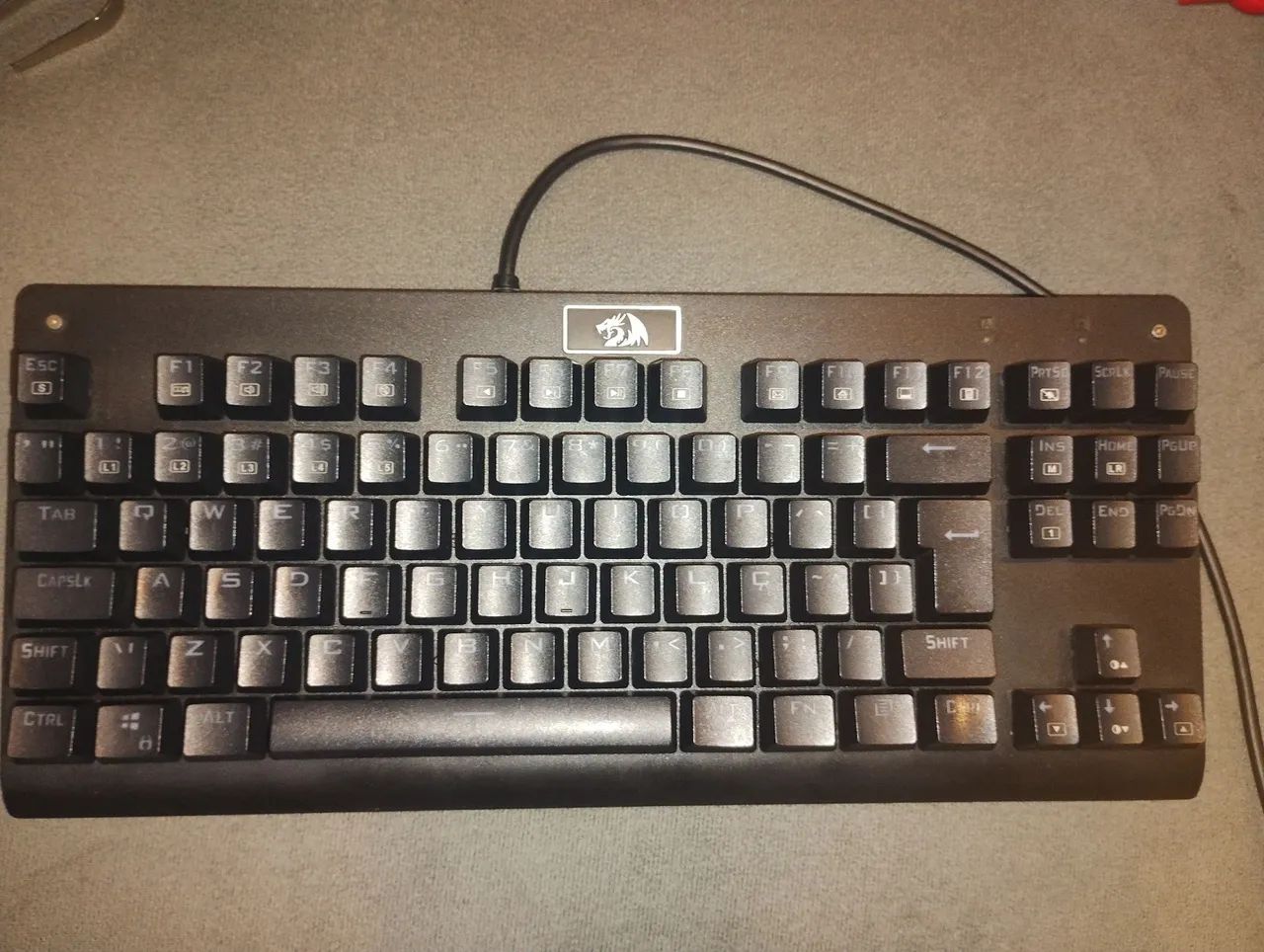 Teclado mecânico dark avenger