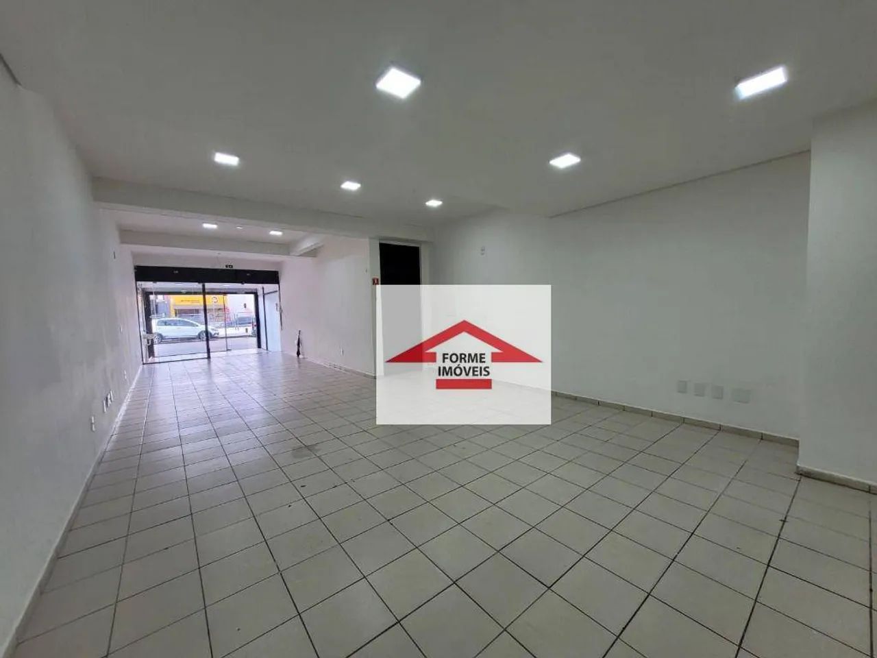 Salão para alugar, 200 m² por R$ 4.500/mês - Vianelo - Jundiaí/SP