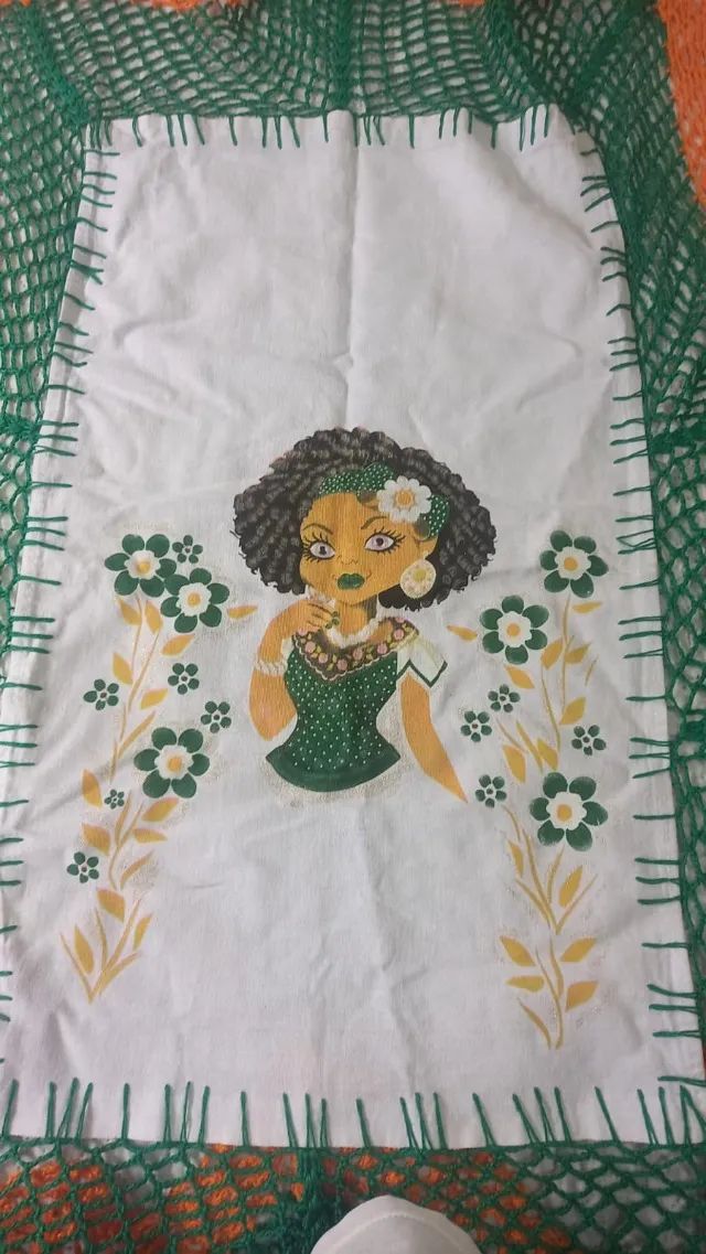 Toalha de mesa borda tricô nova. - Foto 4