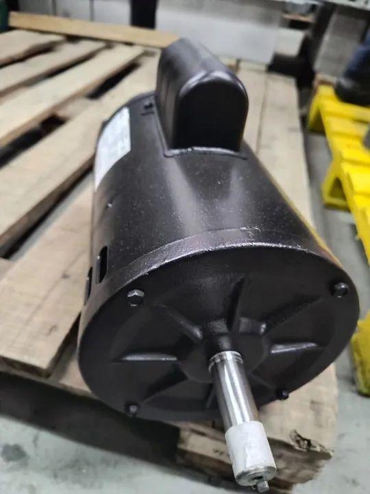 Motor Elétrico 2 CV 2 Polos Alta Rotação Monofásico Nova Motores Seminovo  - Foto 2