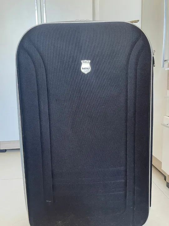 Mala preta de tecido 