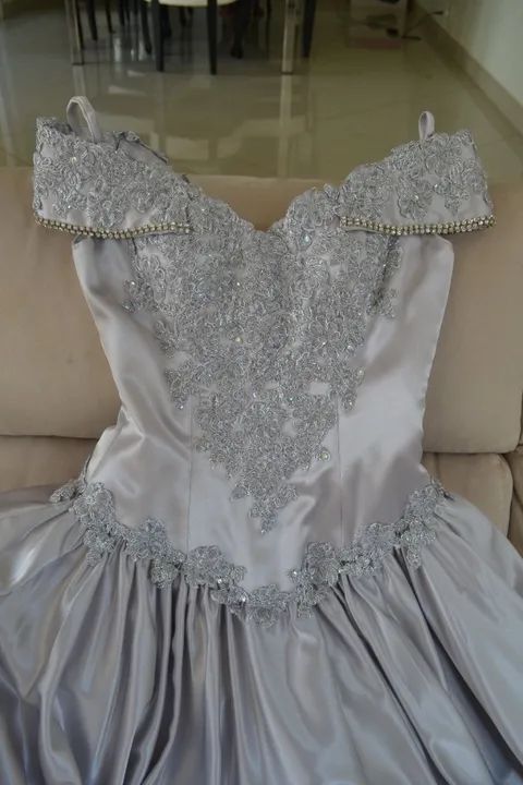 Vestido de Debutantes / Formatura - Foto 3