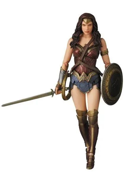 Wonder Woman Mulher Maravilha Batman vs Superman Mafex 1/12 original