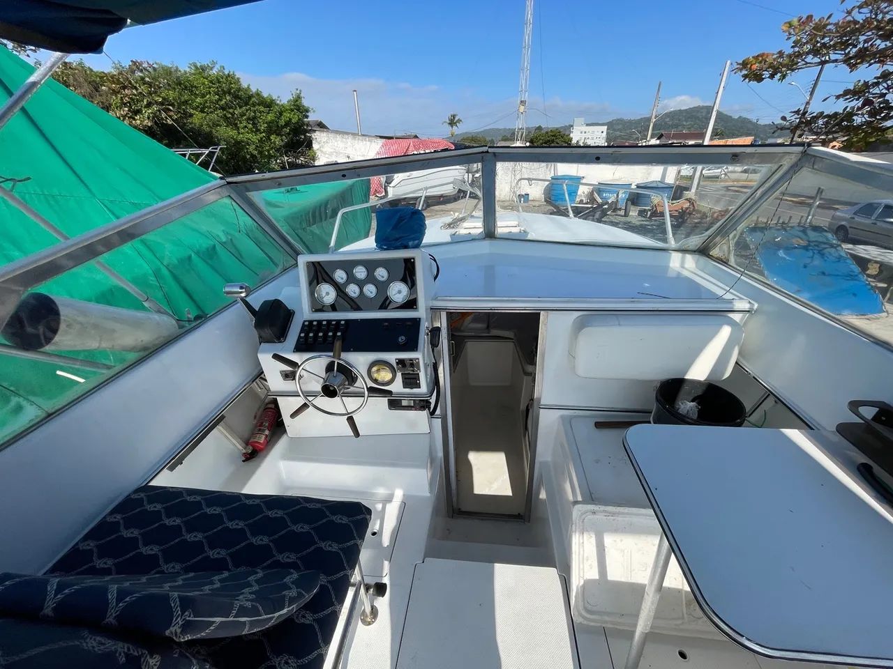 Lancha DM 26 com motor MWM diesel - Foto 6