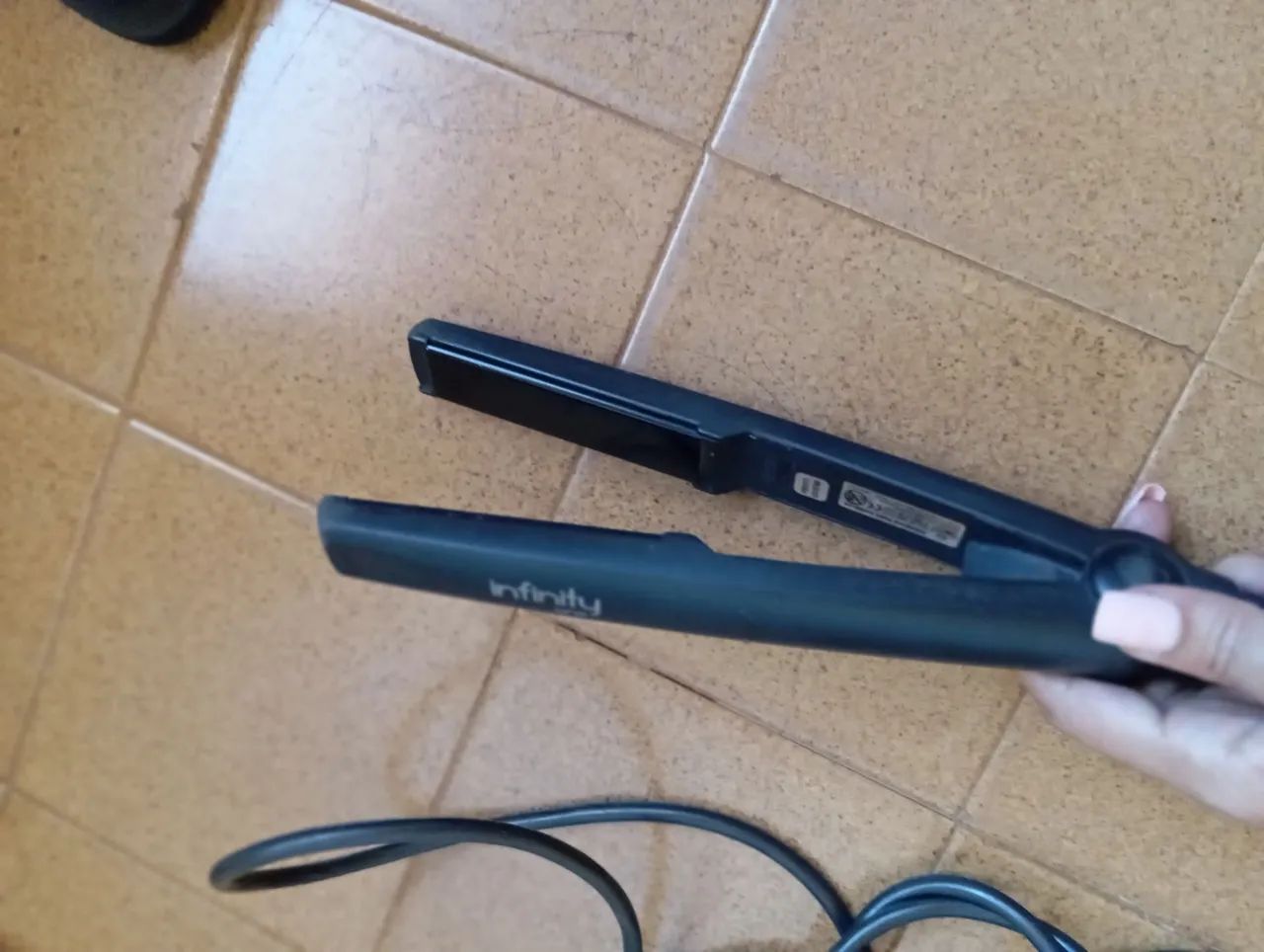 Prancha de cabelo Infinity