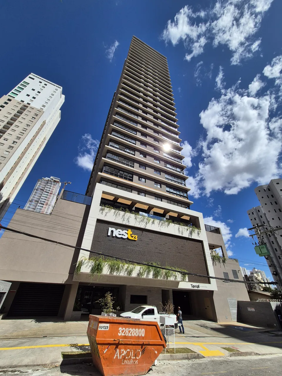 Alugo apartamento no Setor Bueno
