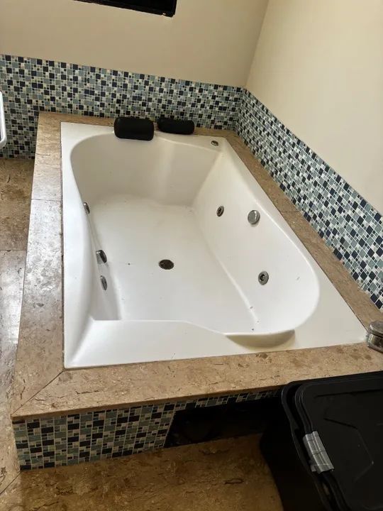 Banheira de hidromassagem