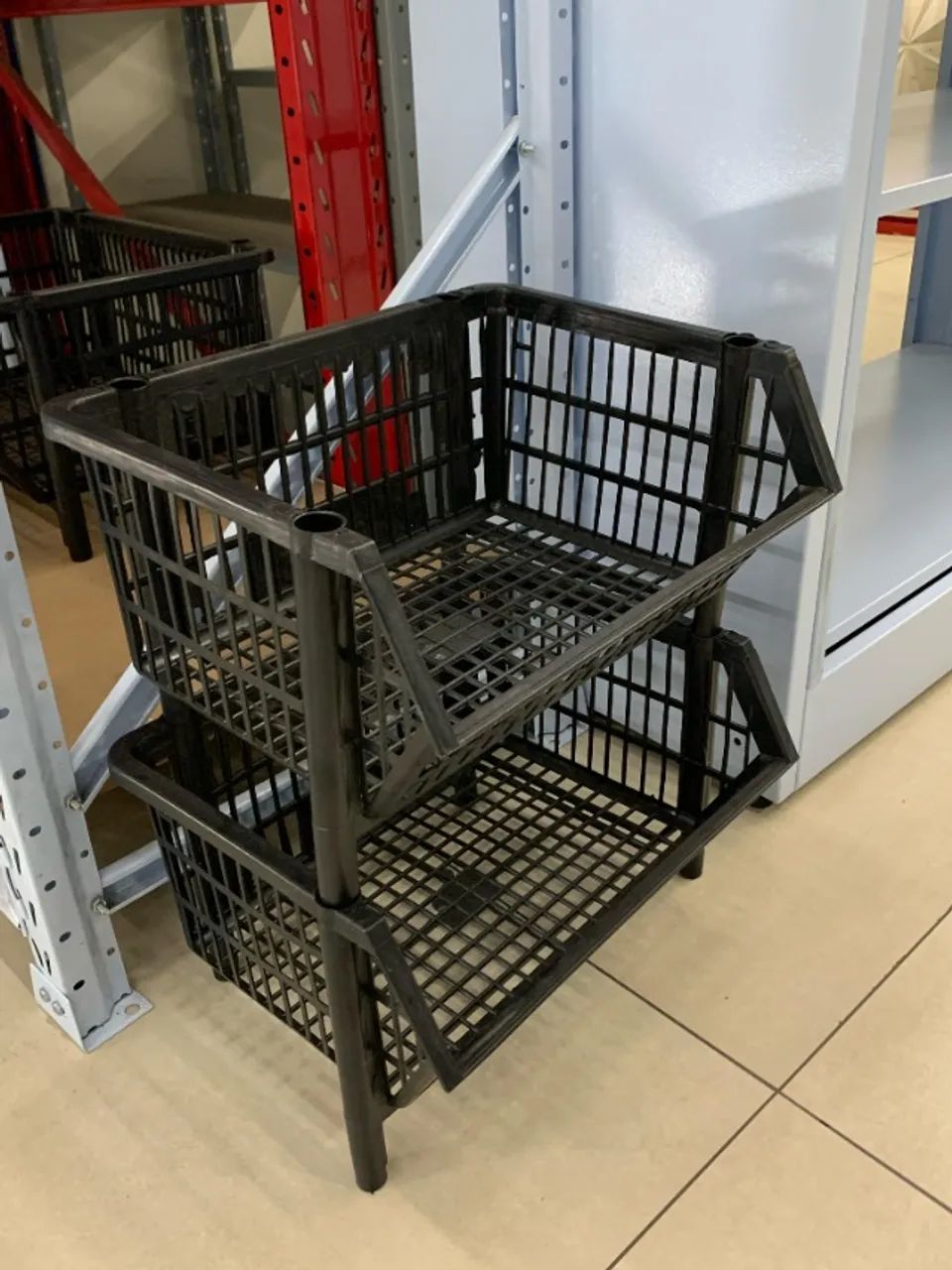 Cesto plástico empilhável organizador - Foto 2