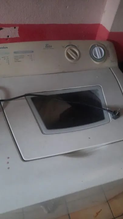 Máquina de lavar 8kg (precisa arrumar)