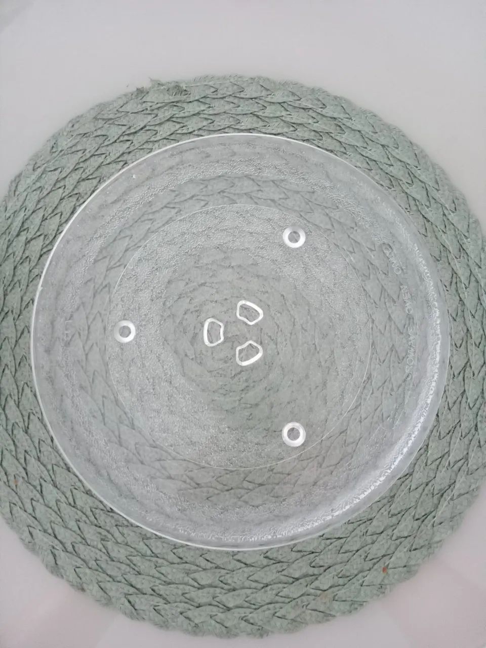 Prato de Micro-ondas, 20 litros e 30.