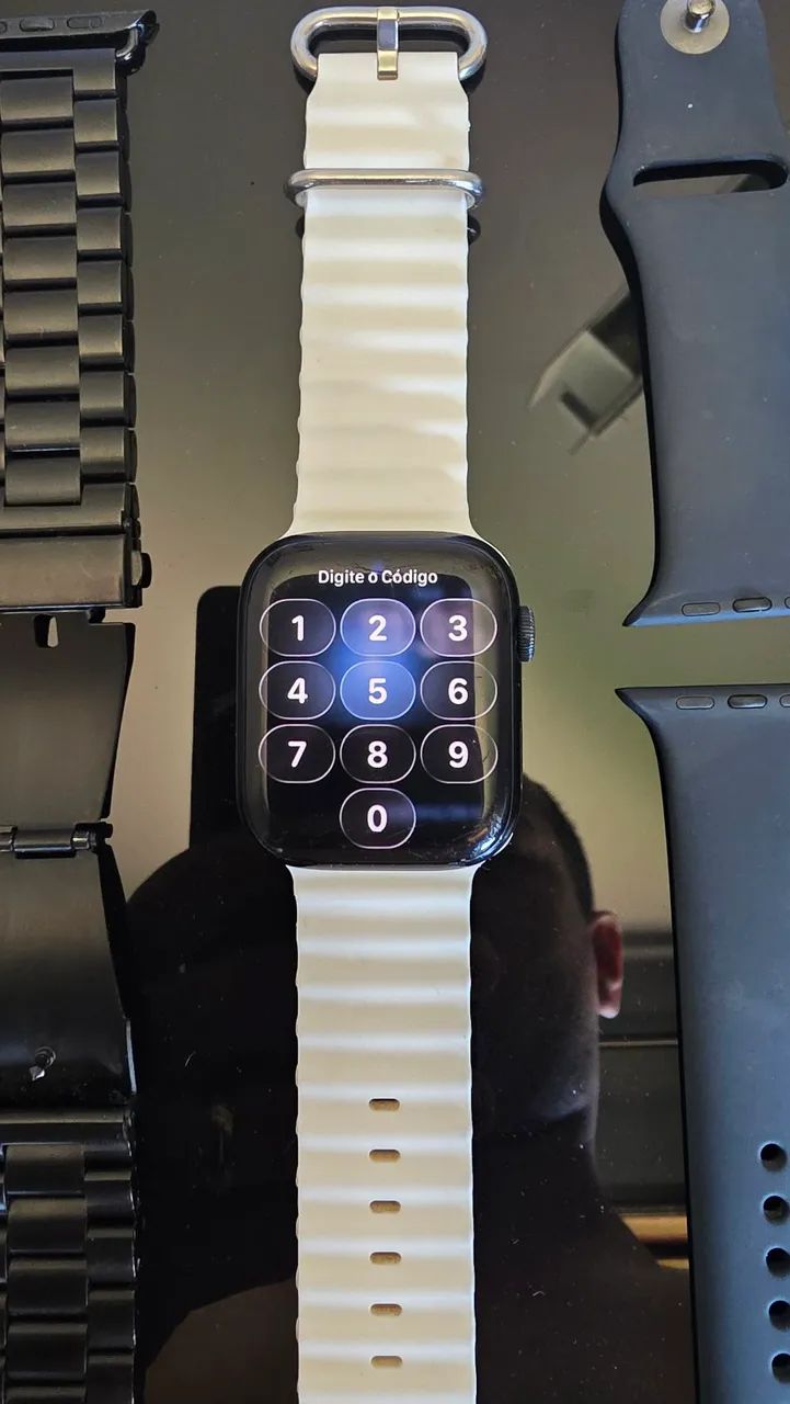 Apple watch series 8 45mm + 6 pulseiras  - Foto 5
