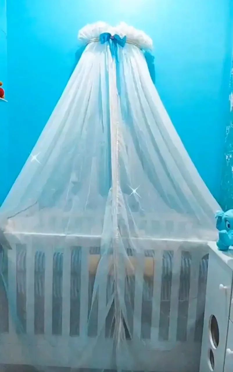 Lindo mosquiteiro para berço 
