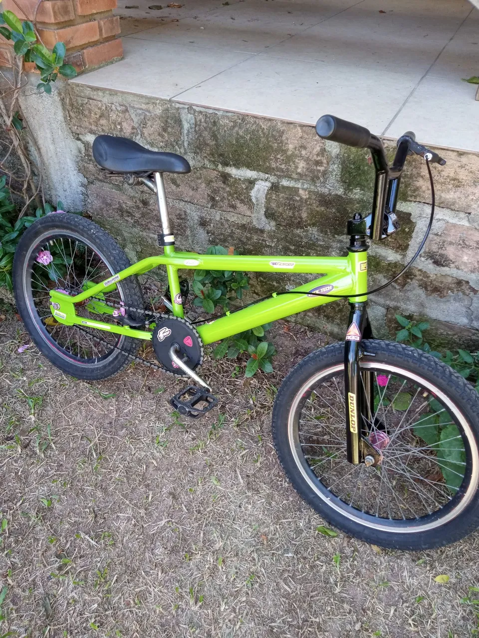 Bicicleta BMX Verde 400