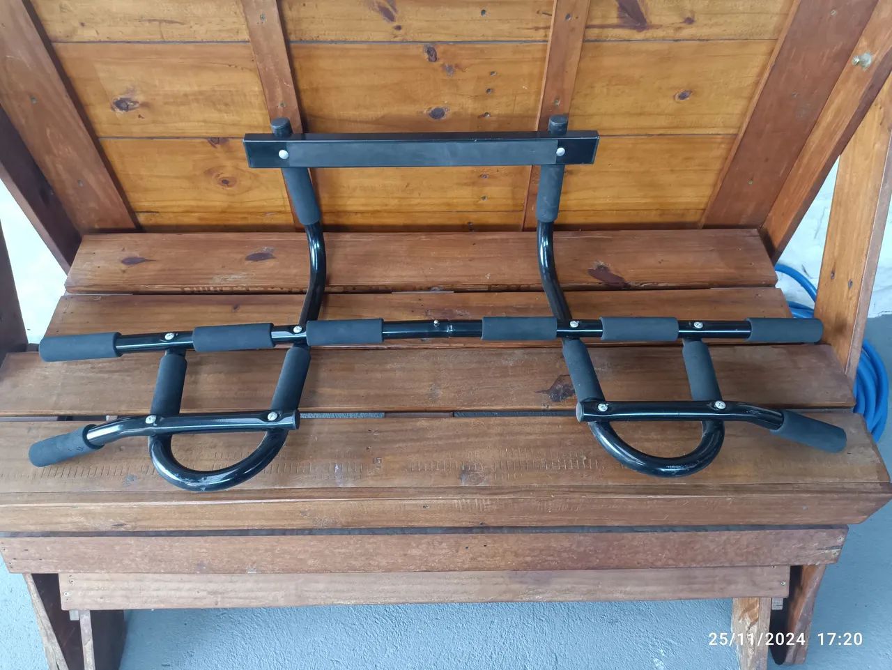Suporte para barra em porta - Foto 2