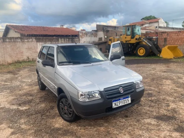 Uno Mille C/ Ar Condicionado