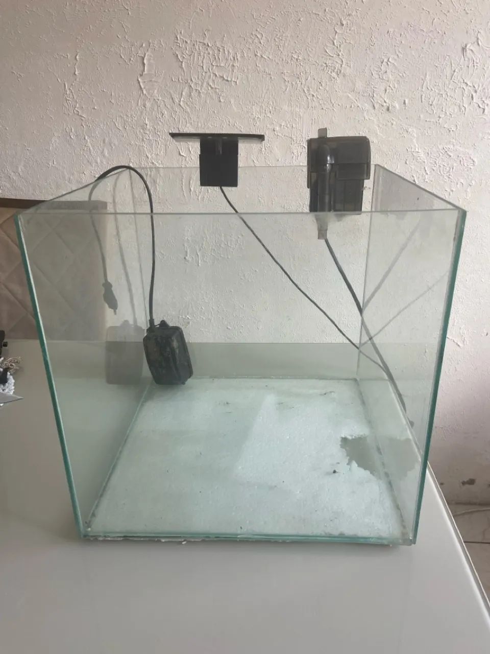 Vendo 2 aquários , bomba, filtro e luminária  - Foto 4