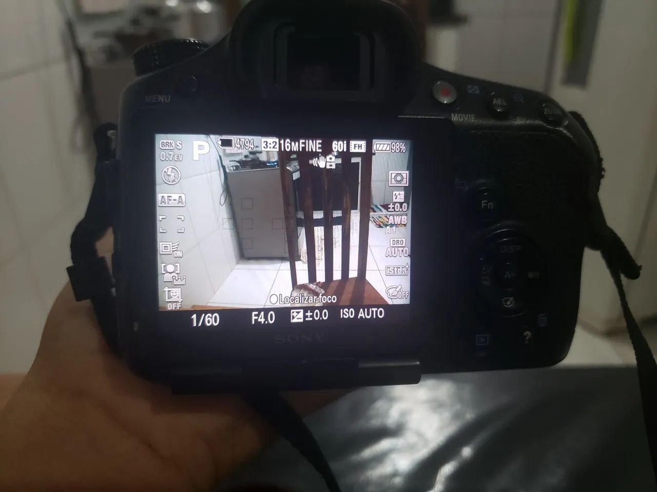 Câmera Sony DSLR SLT-A57 - Excelente Estado - Aceito Trocas - Foto 4