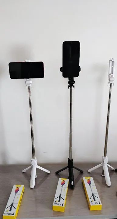 Tripé para Câmera com Controle Remoto Bluetooth - Foto 3