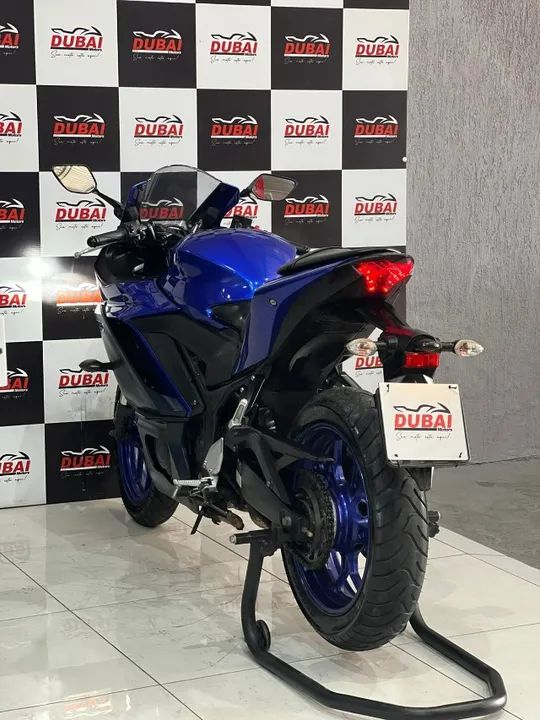 YAMAHA R3 2023 - Foto 5