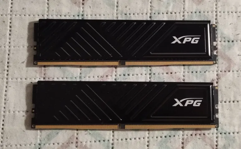 Memória RAM (2x8 GB) XPG Gammix D35 3200MHz DDR4