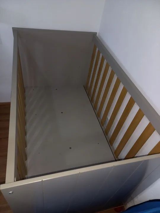 Berço com 2 gavetas - seminovo  - Foto 6