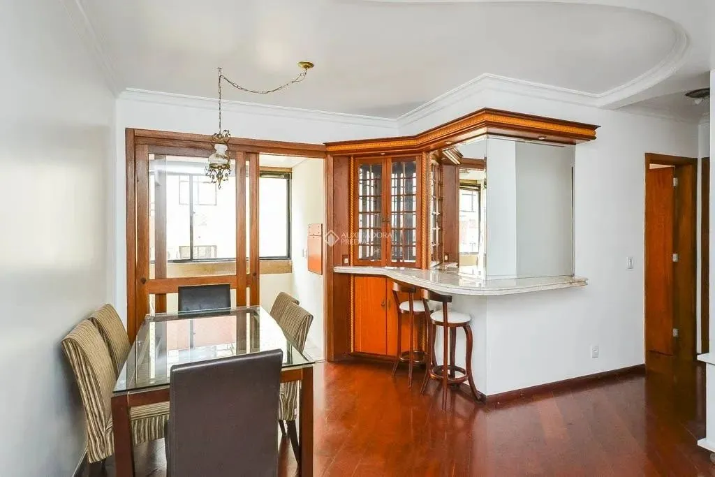 Apartamento para alugar mobiliado com excelente localização