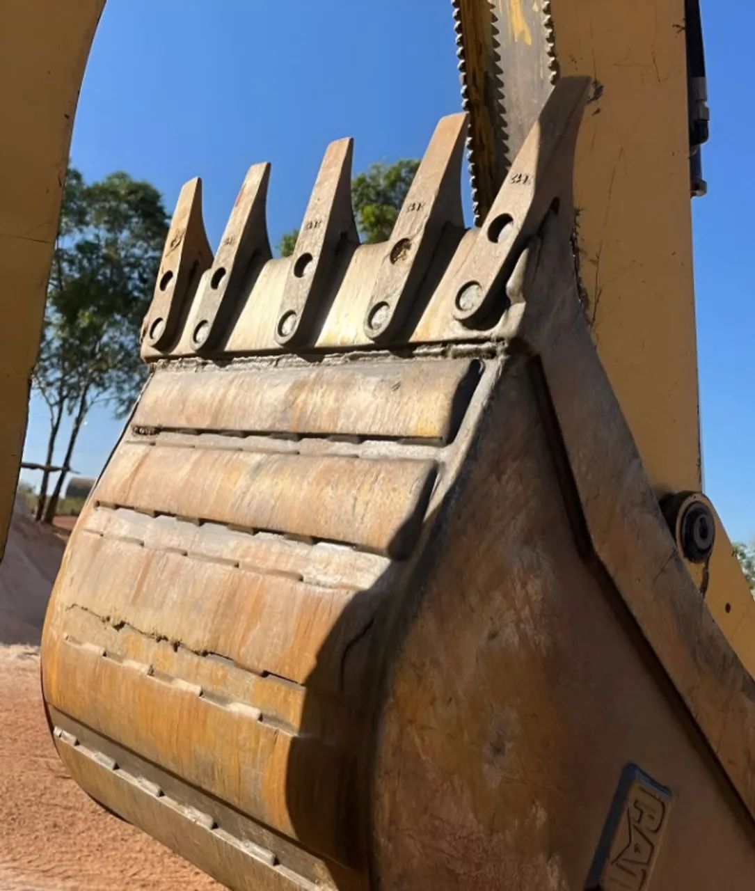 Retroescavadeira 416 4x4 ano 2013 - Foto 4