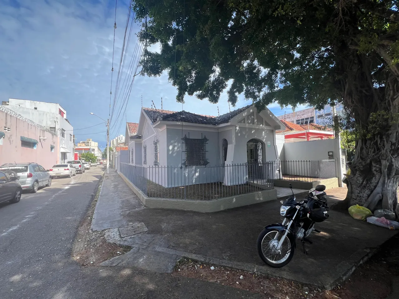 Imóvel para aluguel com 200 metros quadrados com 12 quartos em Cidade Alta - Natal - RN