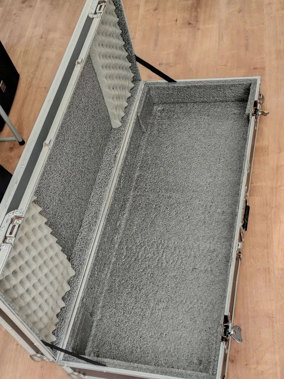 Hard case para arranjador korg PA 