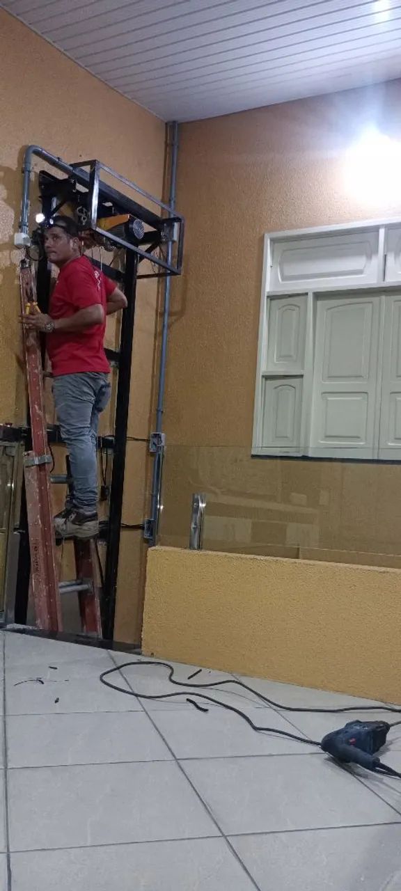 ELETRICISTA RESIDENCIAL E INDUSTRIAL