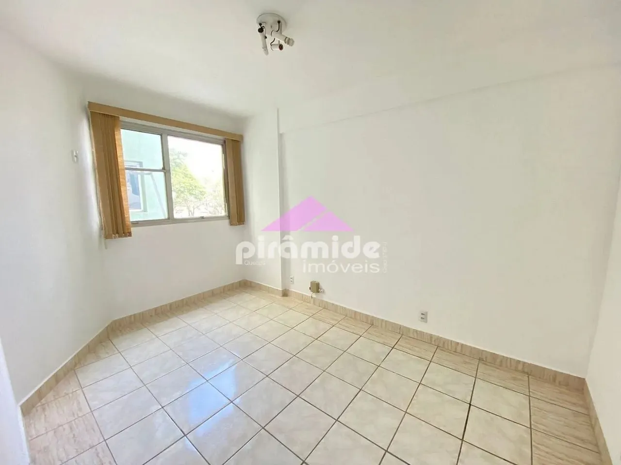 Sala para alugar, 30 m² por R$ 1.030,00/mês - Jardim São Dimas - São José dos Campos/SP