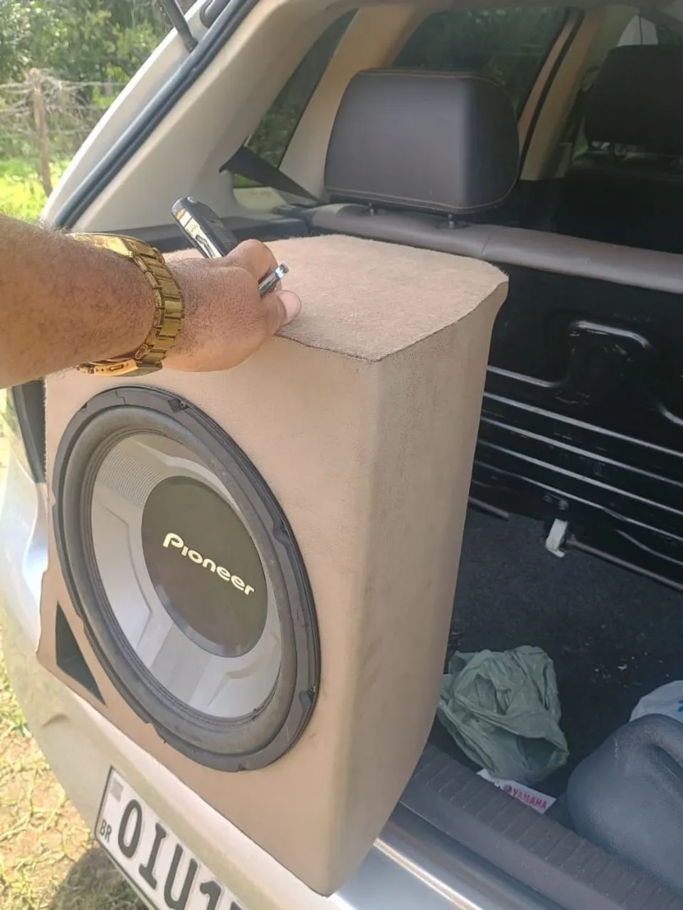Subwoofer Pioneer carro