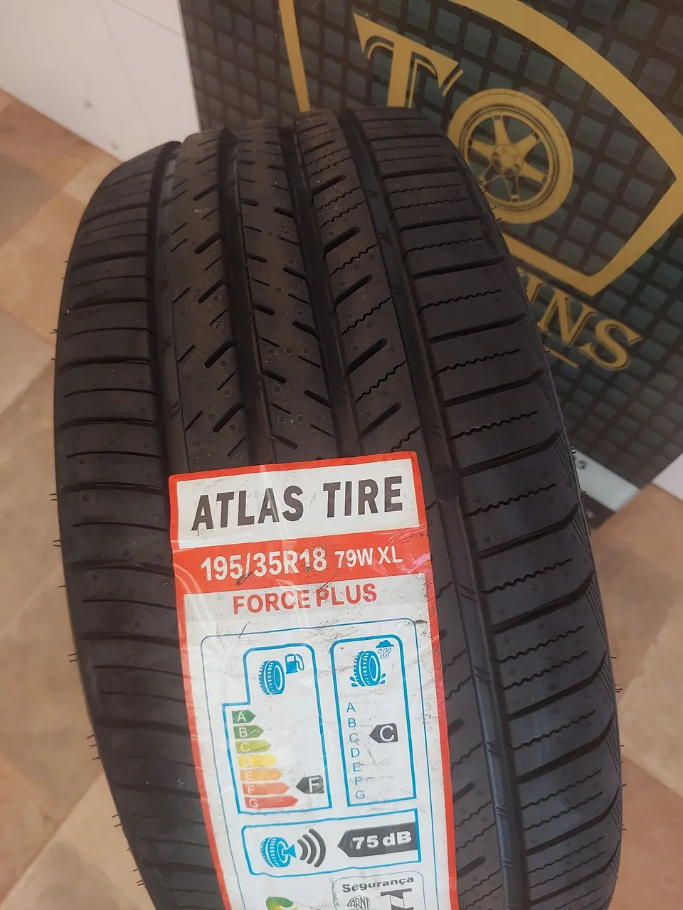 Pneu Atlas Tire 195/35R18 Force Plus