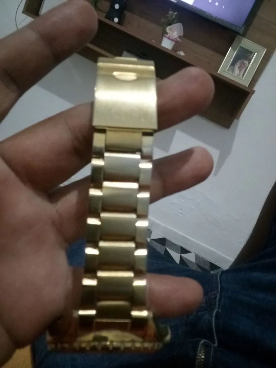 Relógio de pulso dourado masculino - Foto 3