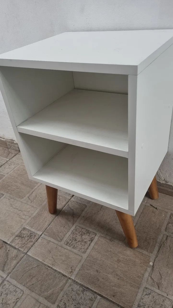 Mesa de cabeceira de quarto - Foto 2